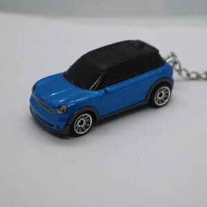 Matchbox 2011 Mini Countryman CUSTOM keychain